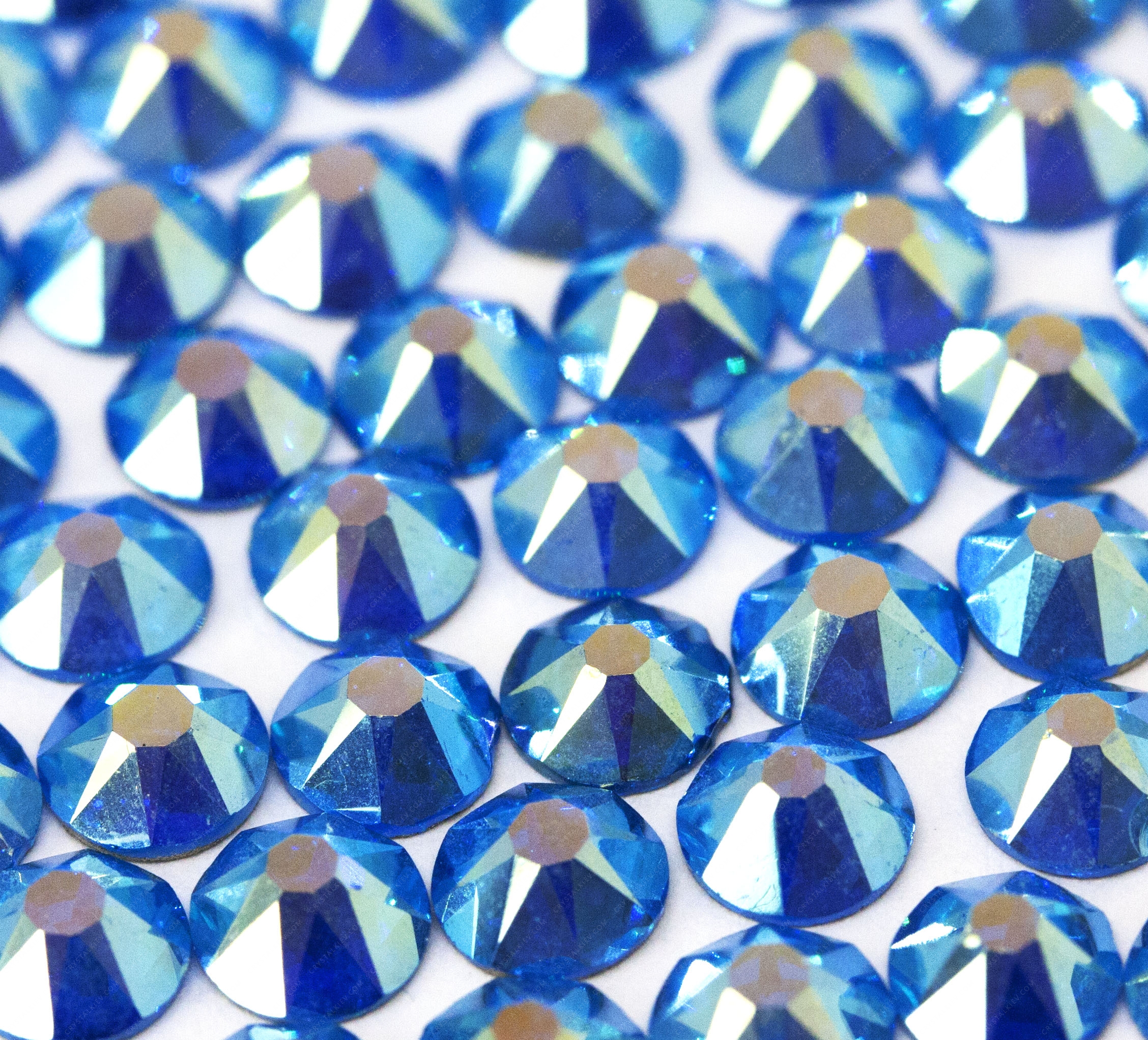 Crystalline Capri Blue AB* Xirius Rose 2088